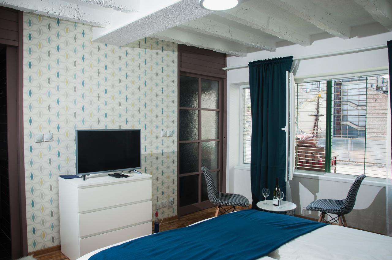 Apartment Atelje Downtown เบลเกรด ภายนอก รูปภาพ