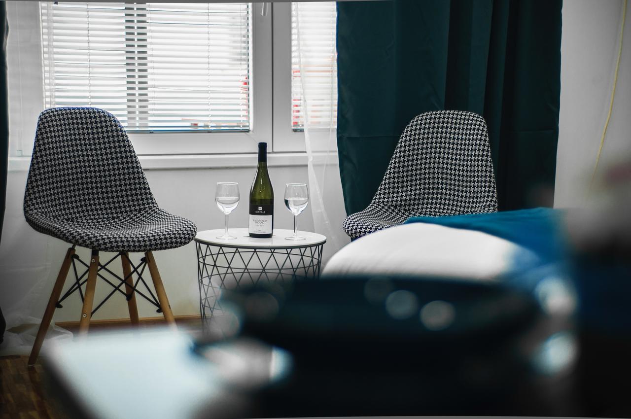 Apartment Atelje Downtown เบลเกรด ภายนอก รูปภาพ