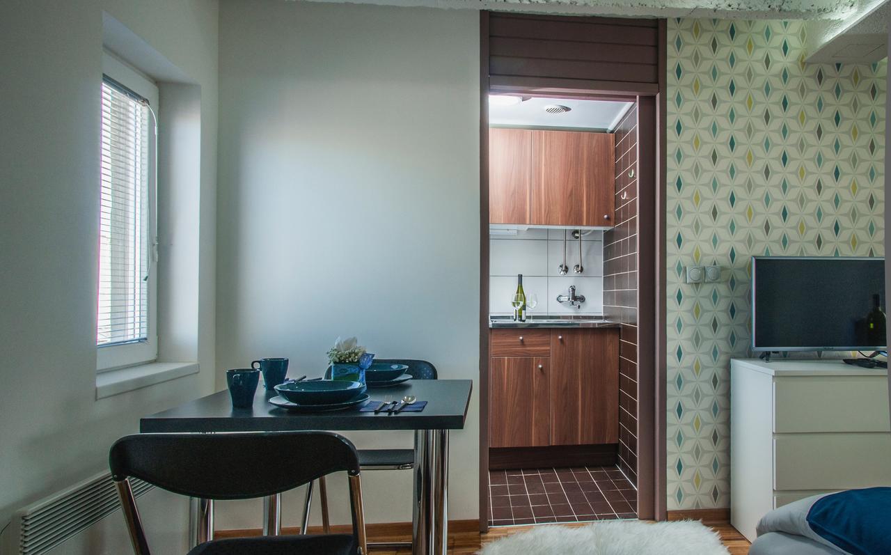Apartment Atelje Downtown เบลเกรด ภายนอก รูปภาพ